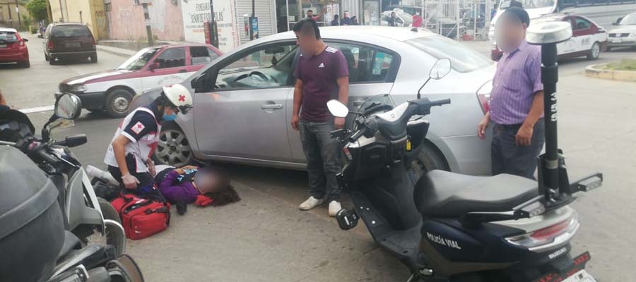 Choque entre vehículo y motociclistas deja heridos en Santa Anita | El Imparcial de Oaxaca