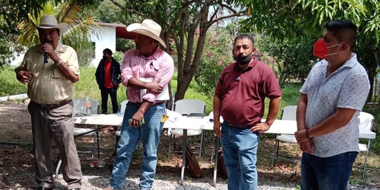Comuneros ofrecen comprar tierras ejidales en El Barrio de la Soledad
