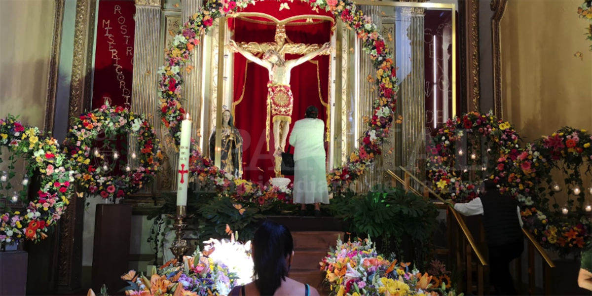 Acuden a venerar al Señor del Rayo | El Imparcial de Oaxaca