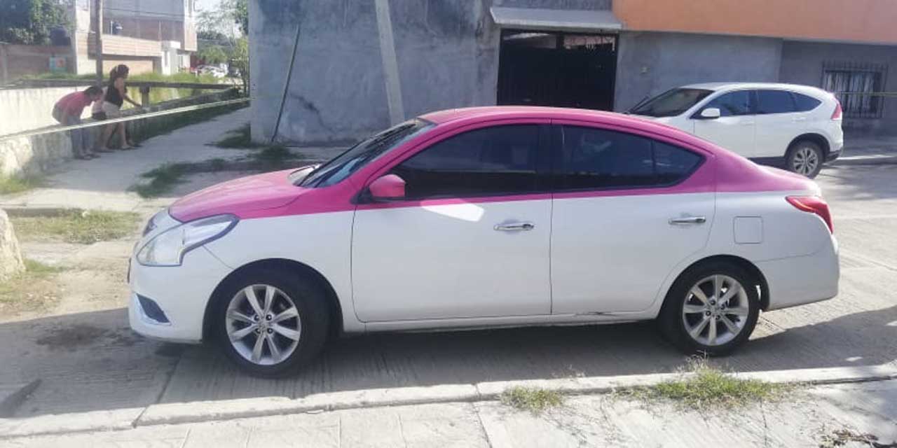 Asaltantes violentos escapan en Cinco Señores