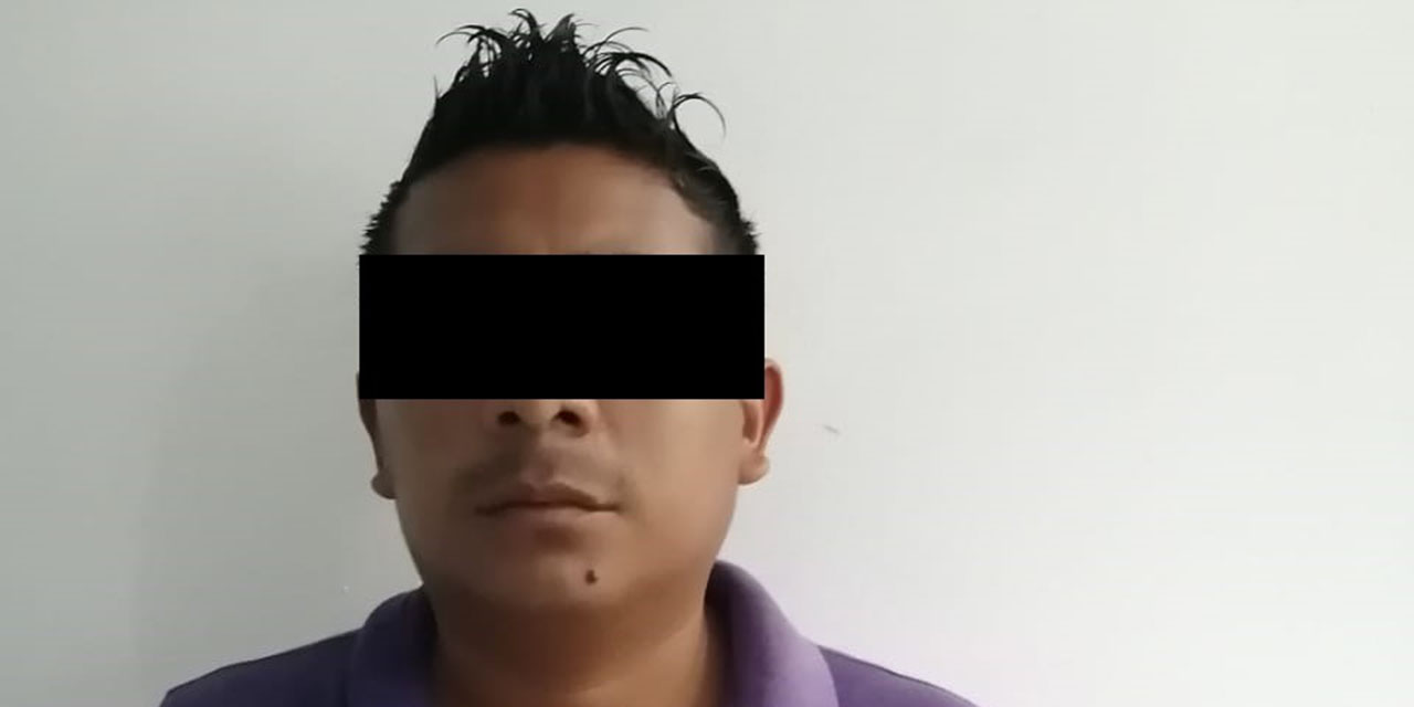 Busca desesperadamente a una joven desaparecida en Santa María Xochixtlapilco