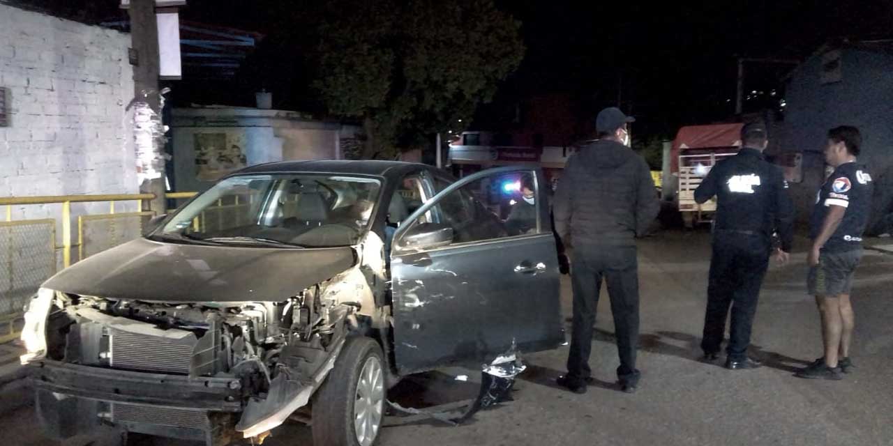 Asaltantes violentos escapan en Cinco Señores