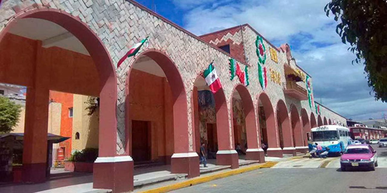 Estalla huelga en siete bachilleratos integrales de Oaxaca