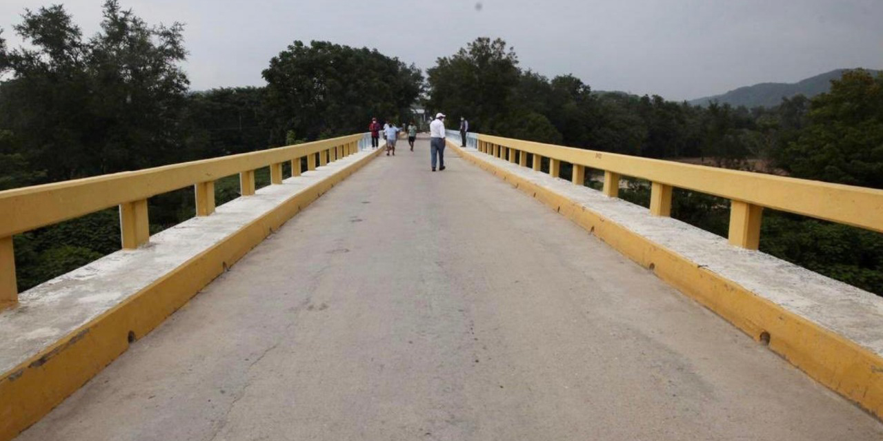 A punto de caerse 6 puentes federales en Oaxaca