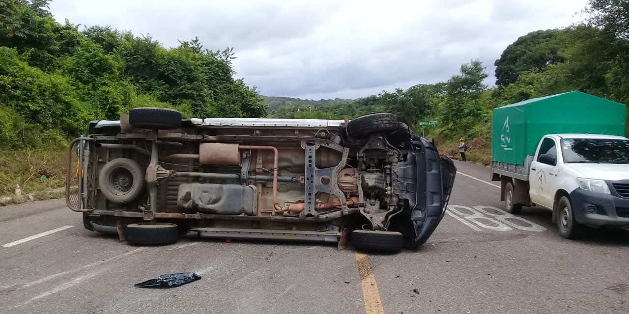 Brutal impacto en carretera Matías Romero-Palomares