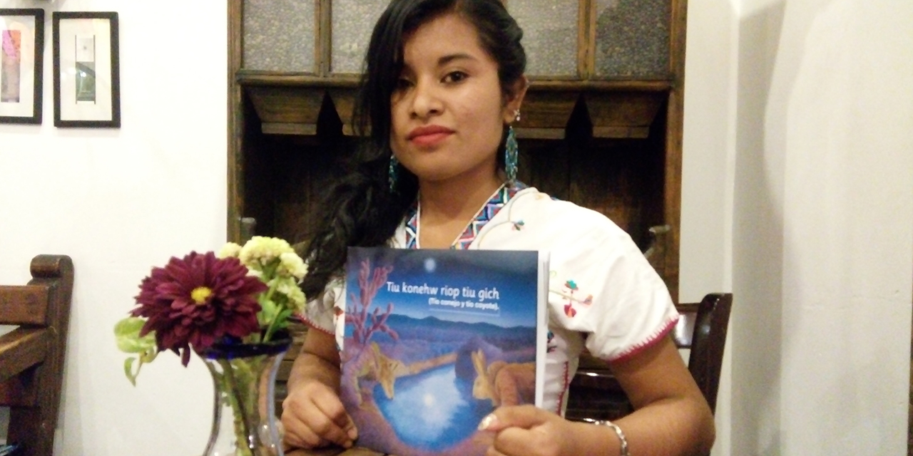 Joven zapoteca plasma tradición oral de Quiatoni en libro
