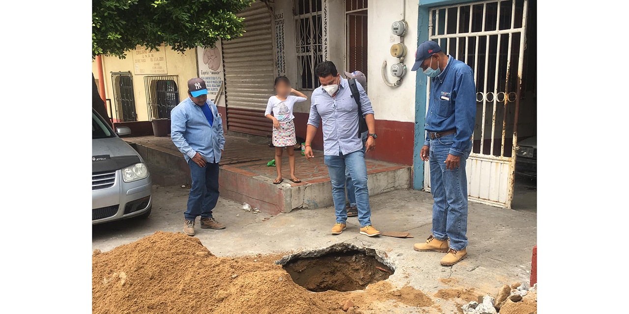 Fugas de agua en Salina Cruz, un problema de décadas
