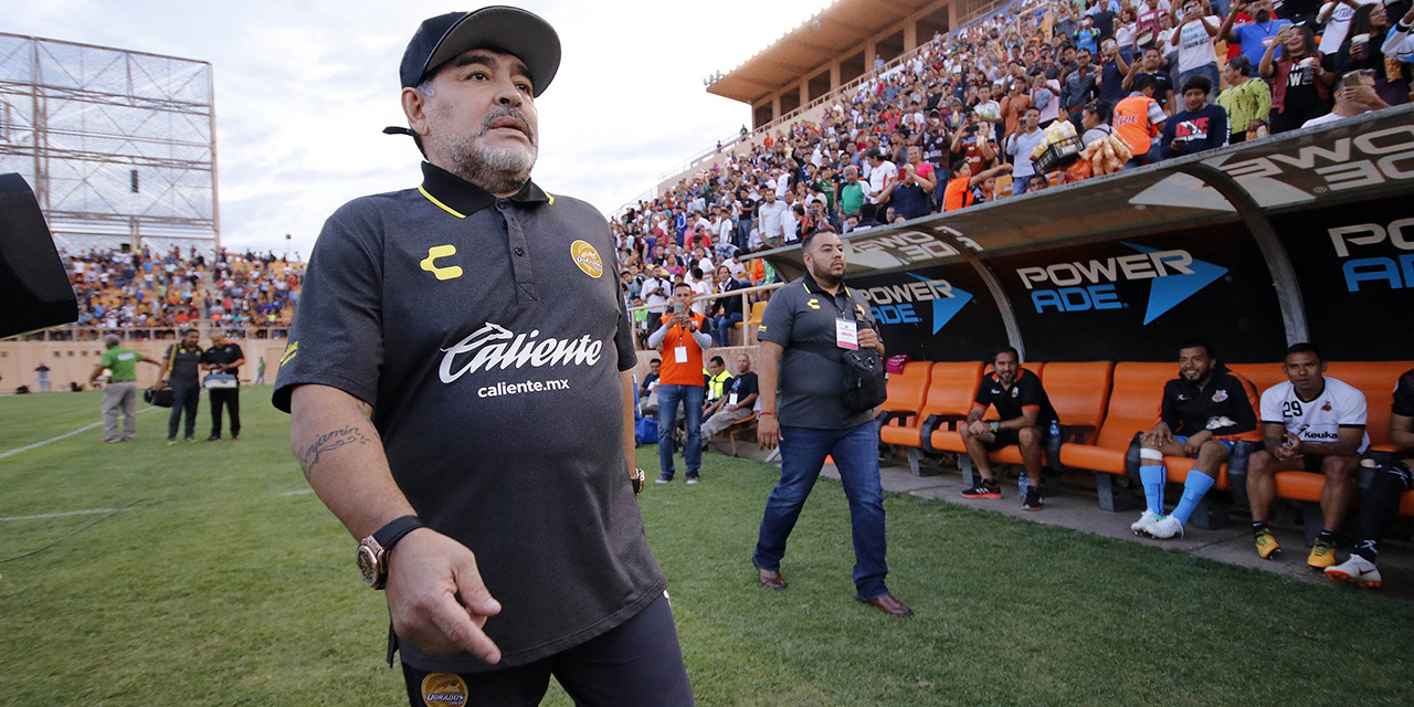 Maradona visitó el estadio del ITO | El Imparcial de Oaxaca