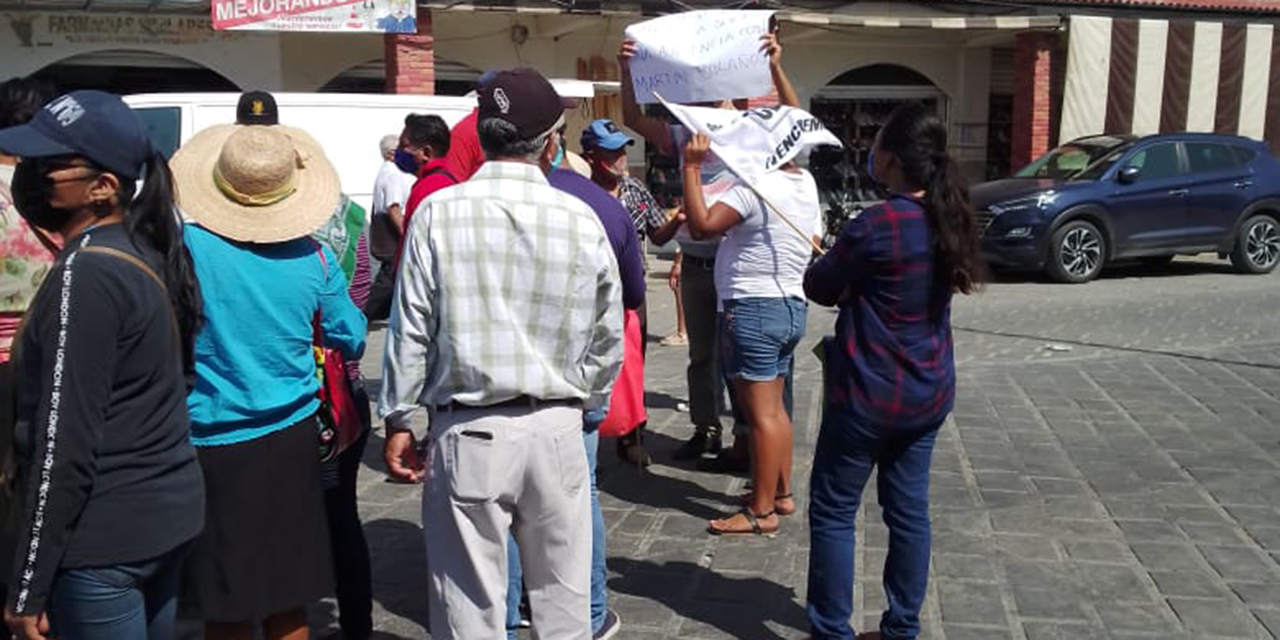 Acusan a Vilma  de incumplir con  obras sociales en Tehuantepec