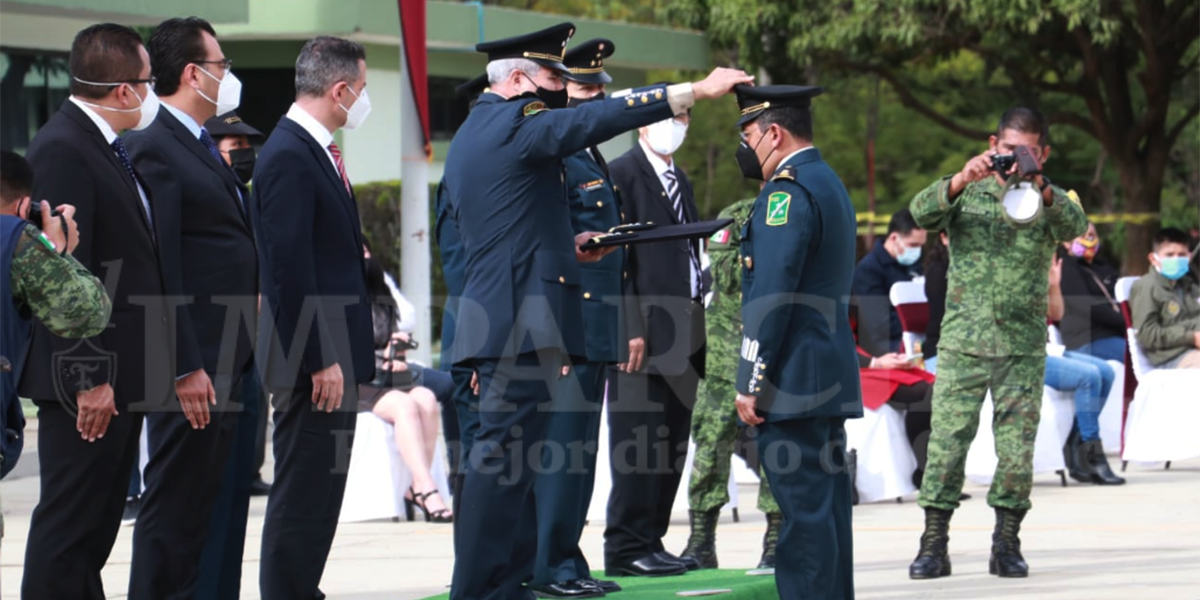 Entregan ascensos y medalla “Miguel Hidalgo” a personal militar