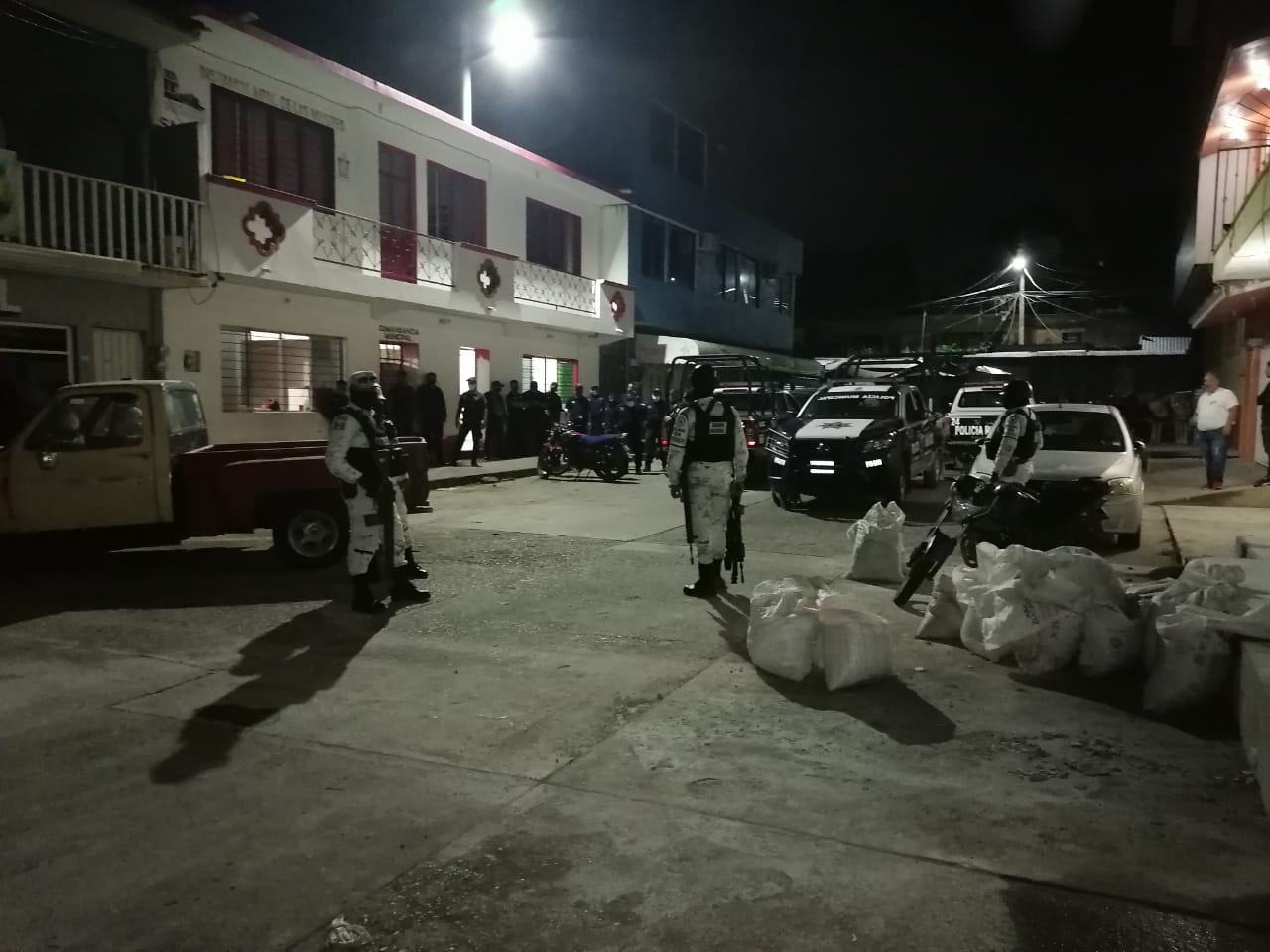 Elementos de la Guardia Nacional agreden a policías de Matías Romero, Oaxaca | El Imparcial de Oaxaca