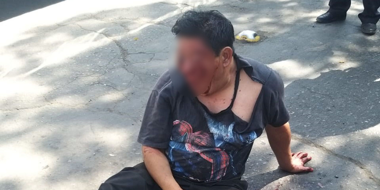 Le propinan brutal golpiza a un hombre en el Mercado de Abasto | El Imparcial de Oaxaca