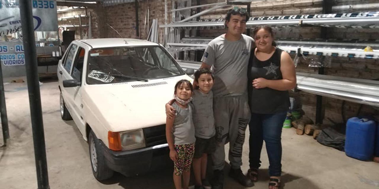 Jefe premia con un coche a su empleado “más leal” | El Imparcial de Oaxaca