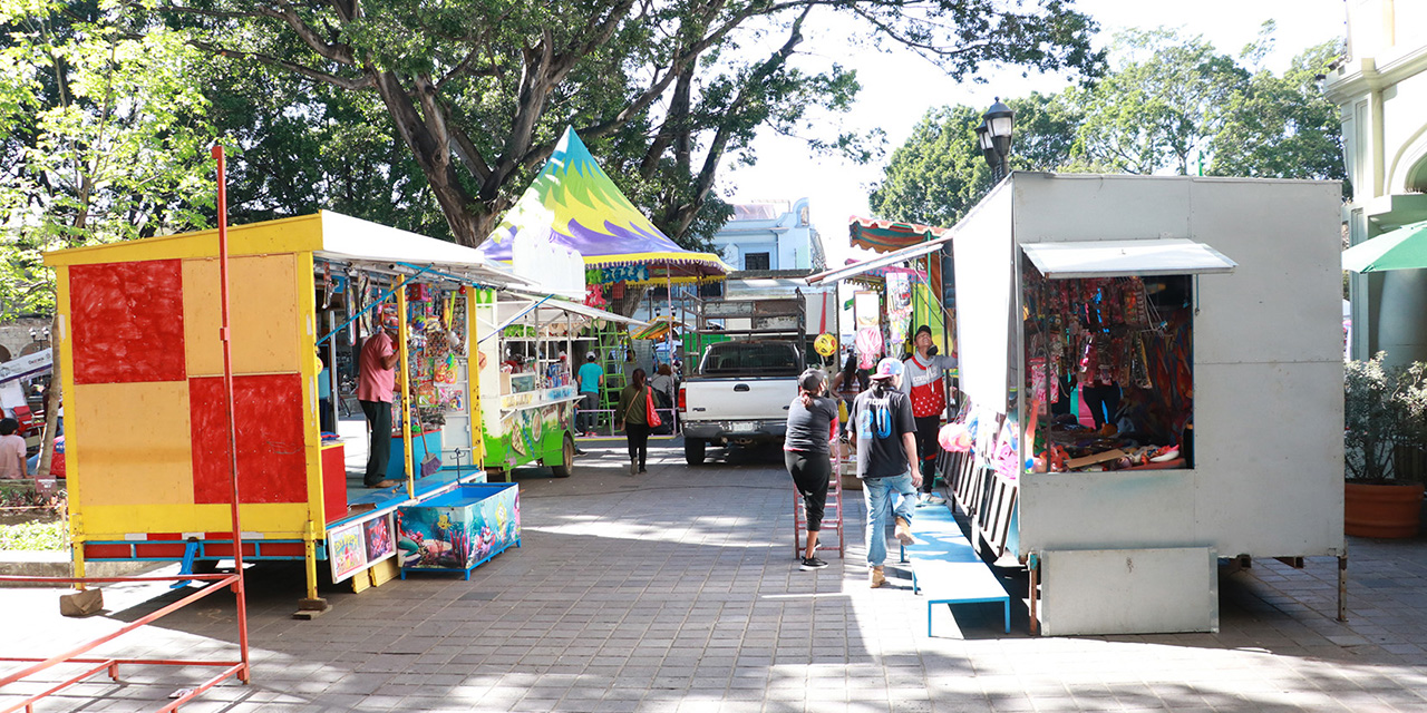 Vuelve la feria al centro de la ciudad; retan al edil de Oaxaca