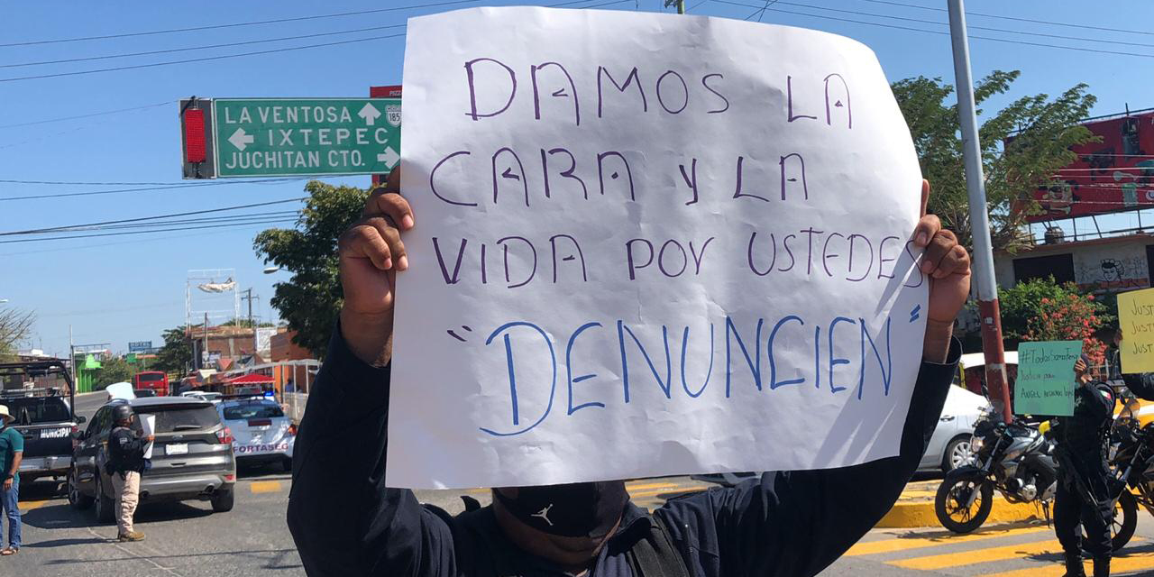 Policías de Juchitán exigen justicia