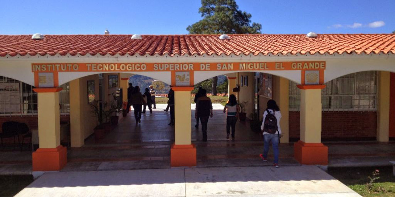 Tecnológico de San Miguel festeja sus 16 años | El Imparcial de Oaxaca
