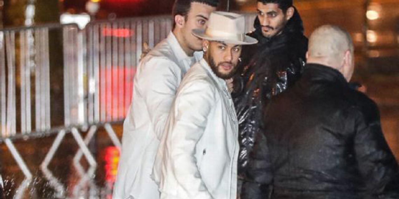 Neymar criticado por organizar una megafiesta
