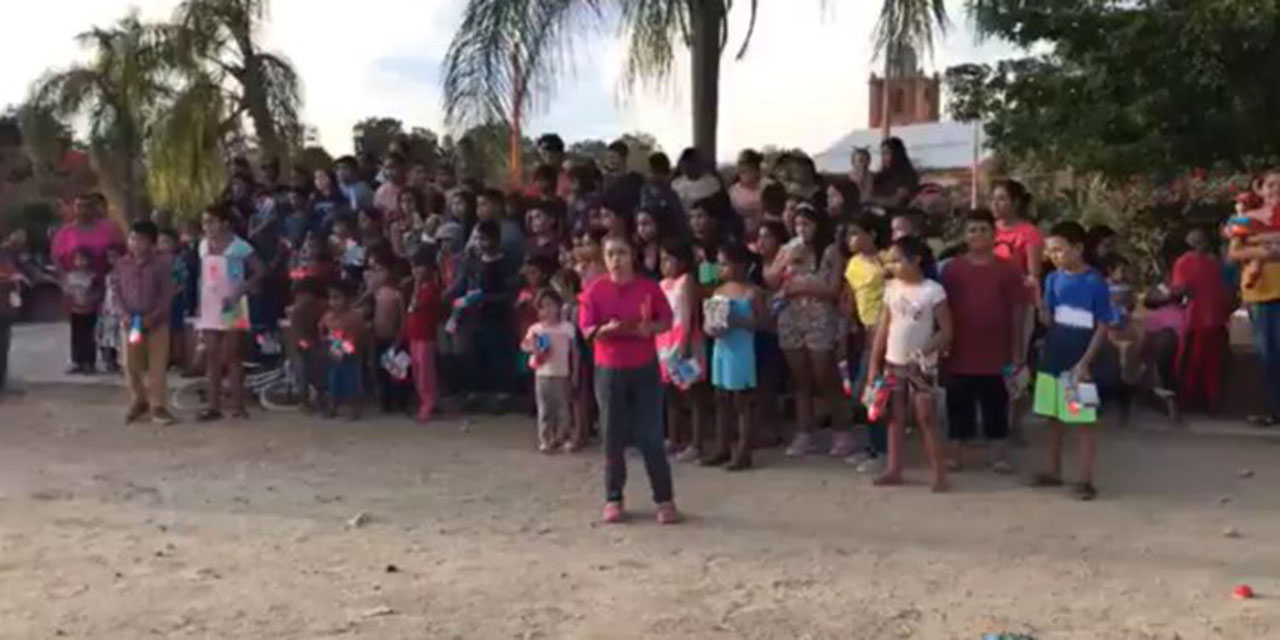 Video: Niños agradecen al CJNG por regalarles juguetes y dulces | El Imparcial de Oaxaca