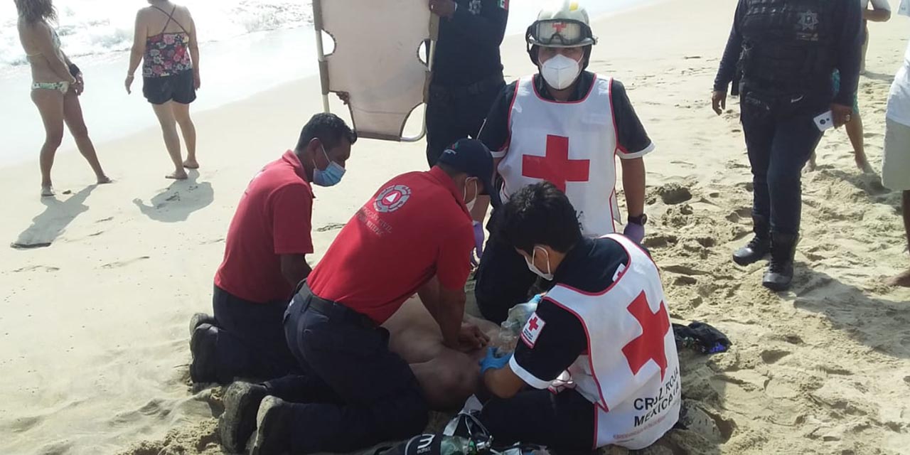 Turista de la CDMX muere ahogado en playa Bacocho, Oaxaca | El Imparcial de Oaxaca
