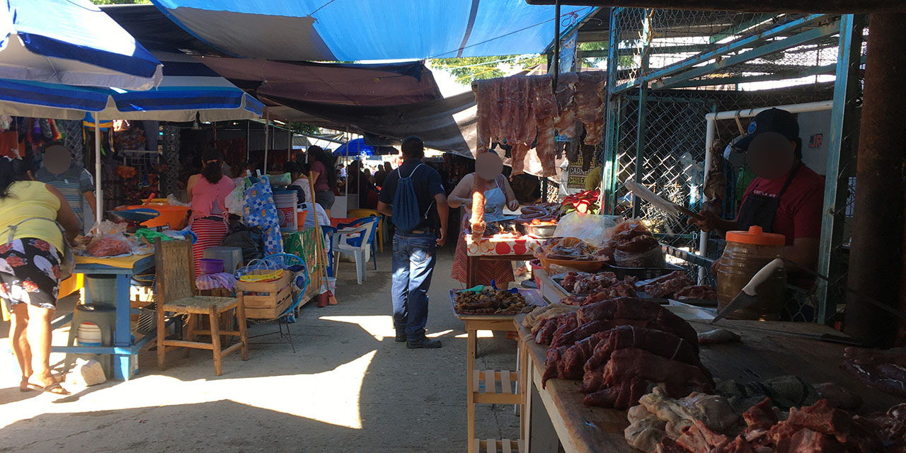 Inicia remodelación en mercado de Pinotepa