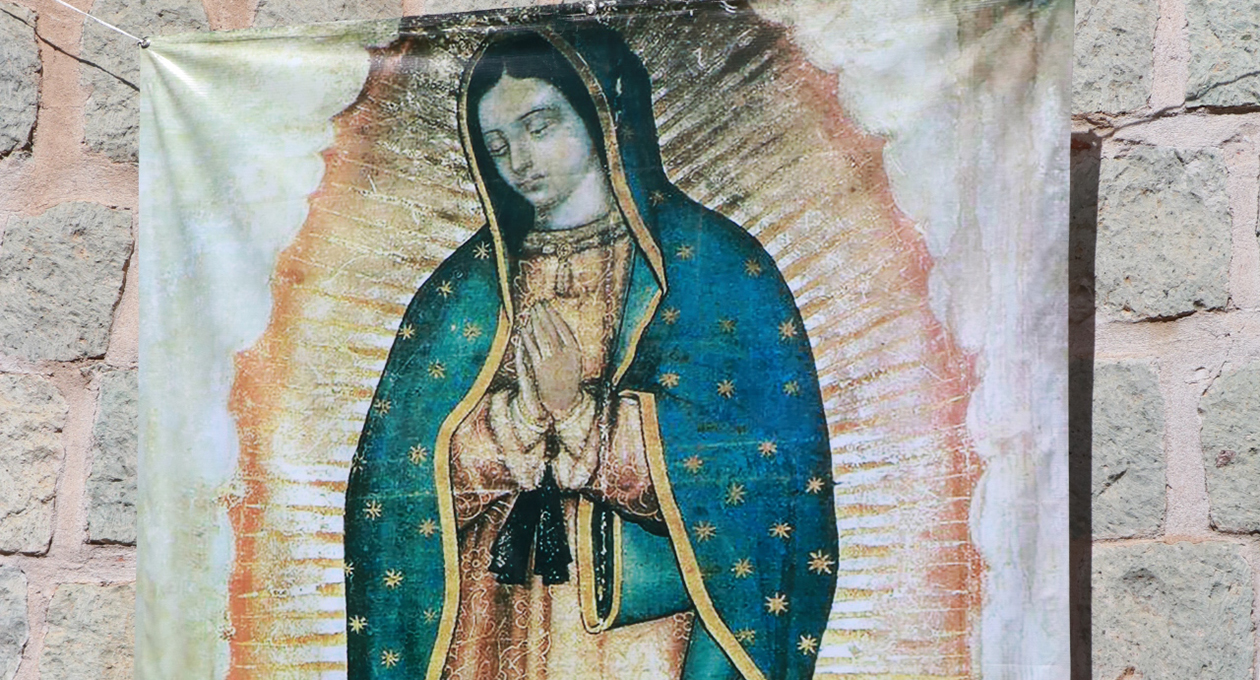 Comerciantes y feligreses, entre la crisis y la fe Guadalupana