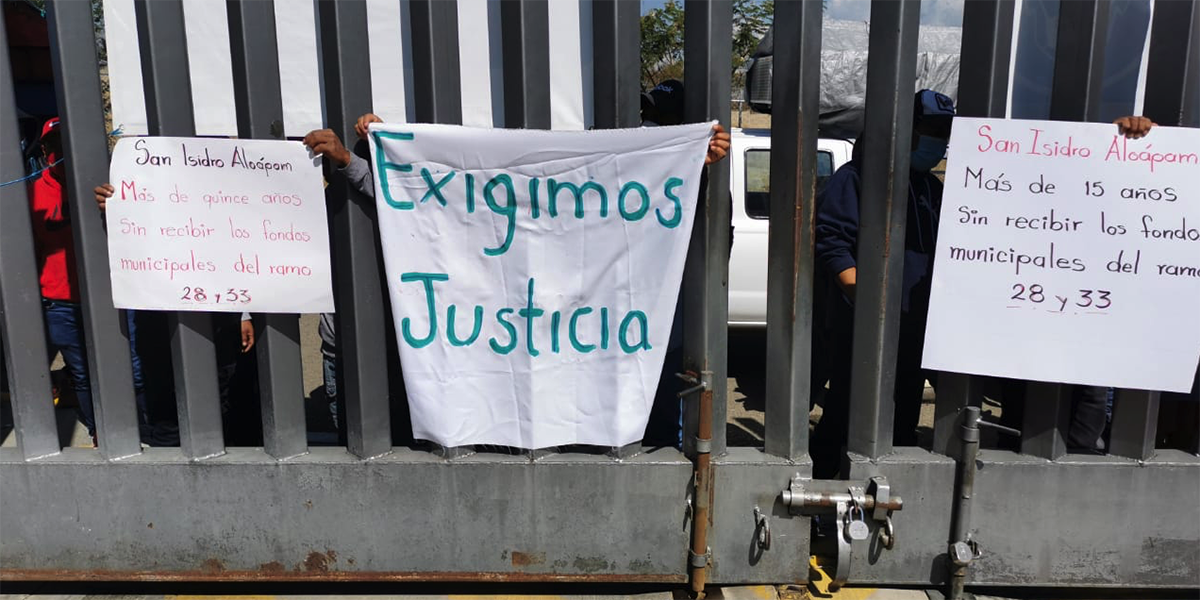 Demanda San Isidro Aloápam entrega de recursos