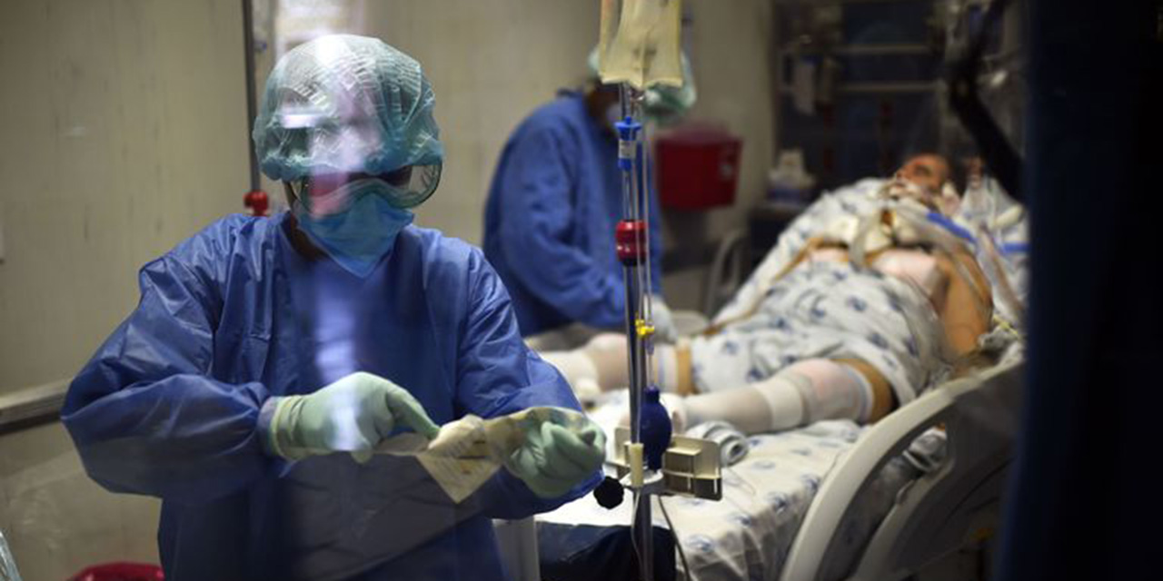Crecen decesos y ocupación hospitalaria en Oaxaca