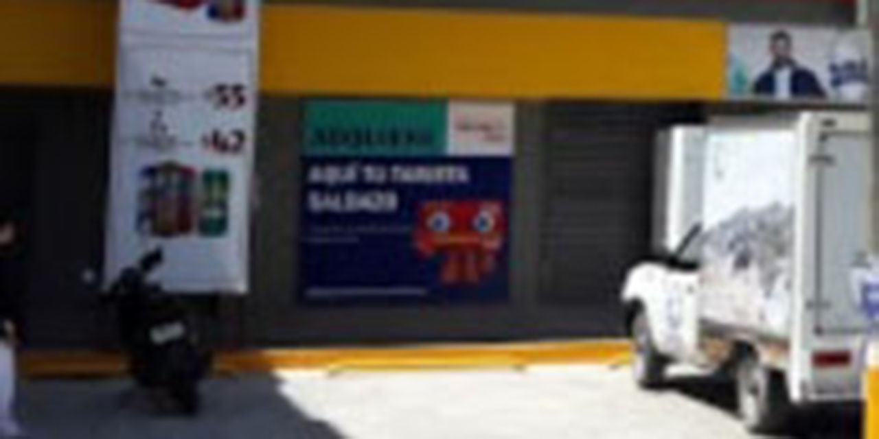 Atracan en tienda de Huajolotitlán
