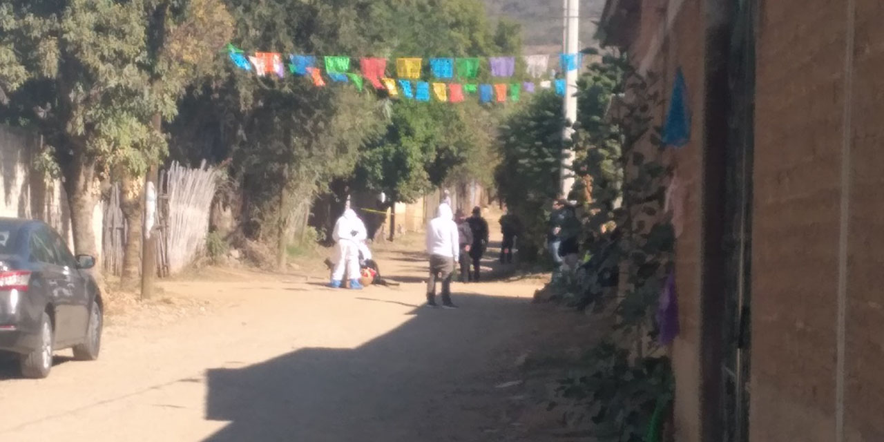 Ejecutan a una mujer a balazos en Tlalixtac