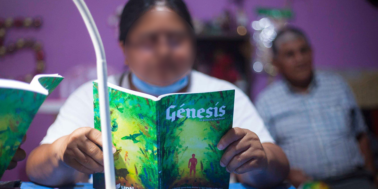 Graban libro de Génesis en mixteco de Jamiltepec | El Imparcial de Oaxaca