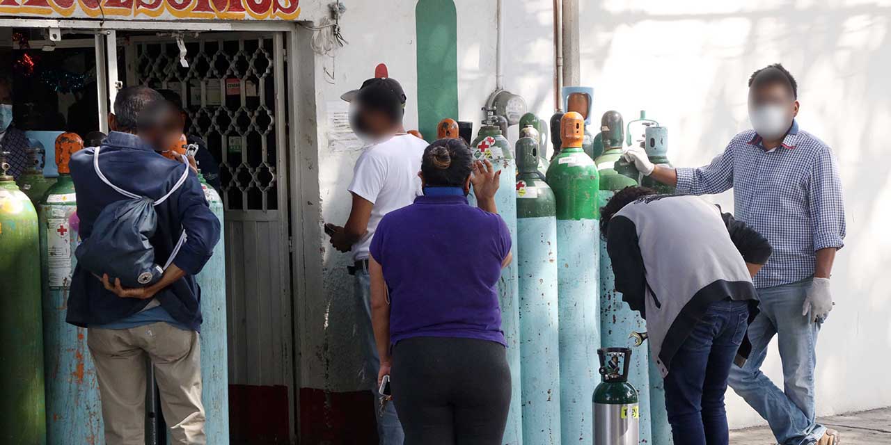 IMSS se queda sin personal contra Covid-19