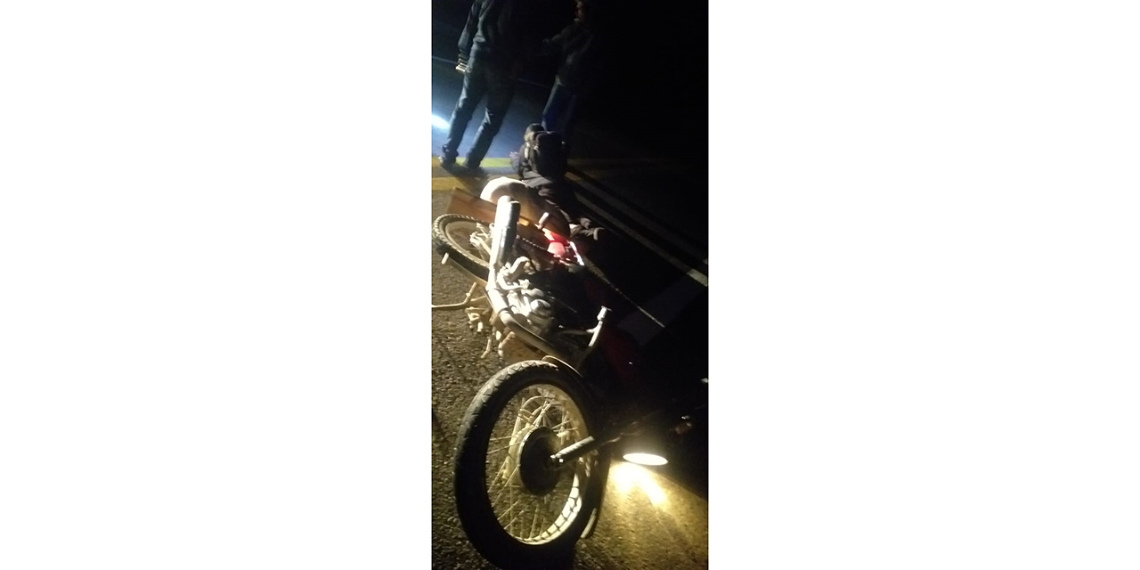 Atropellan a motociclista en el crucero de San Lorenzo Albarradas | El Imparcial de Oaxaca