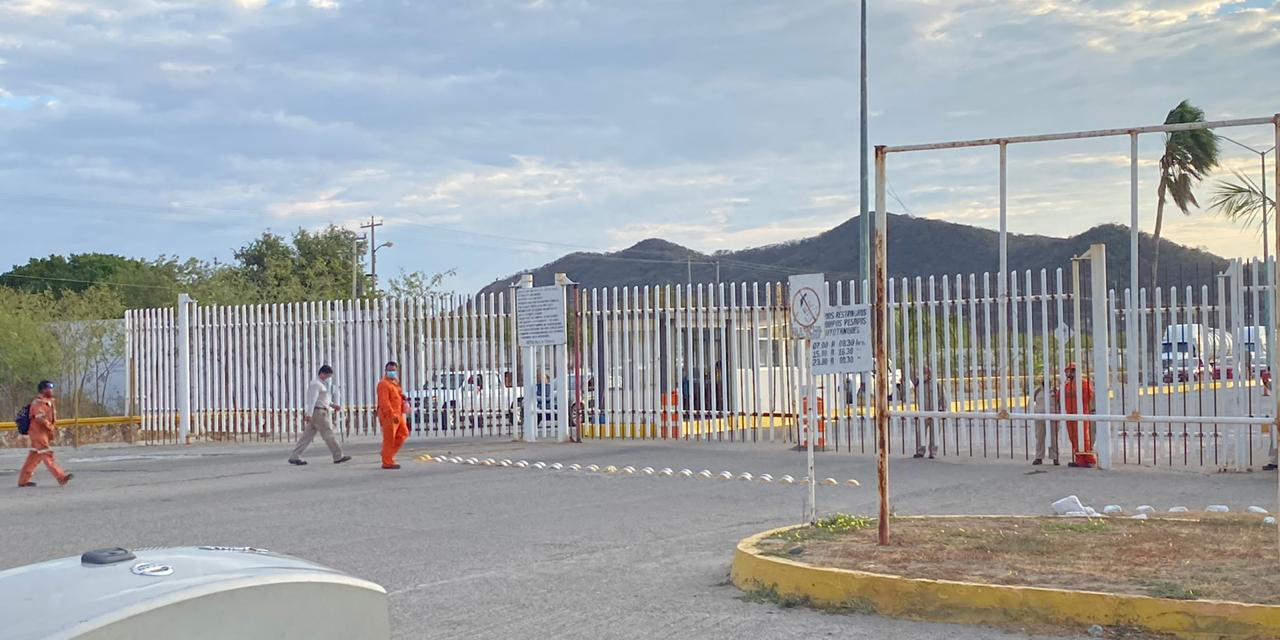 Loguinext acepta pagar a obreros de Salina Cruz | El Imparcial de Oaxaca