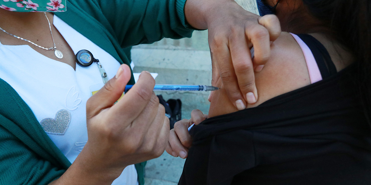 Vacunas contra covid serán aplicadas a trabajadores de la educación en Campeche | El Imparcial de Oaxaca