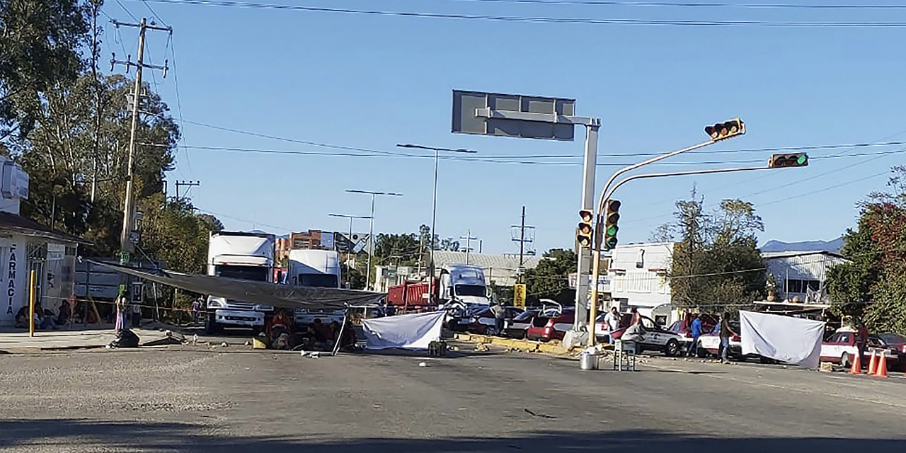 Vuelve a bloquear MULTI la 190 | El Imparcial de Oaxaca Vuelve a bloquear MULTI la 190 | El Imparcial de Oaxaca