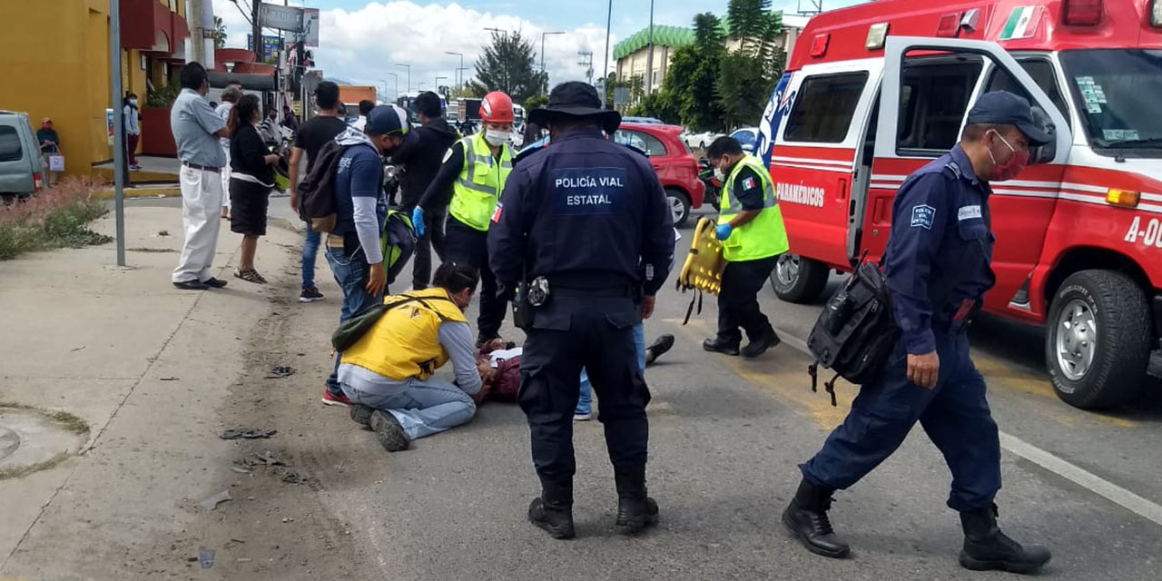Violento choque entre motocicleta y automóvil en San Sebastián Tutla | El Imparcial de Oaxaca
