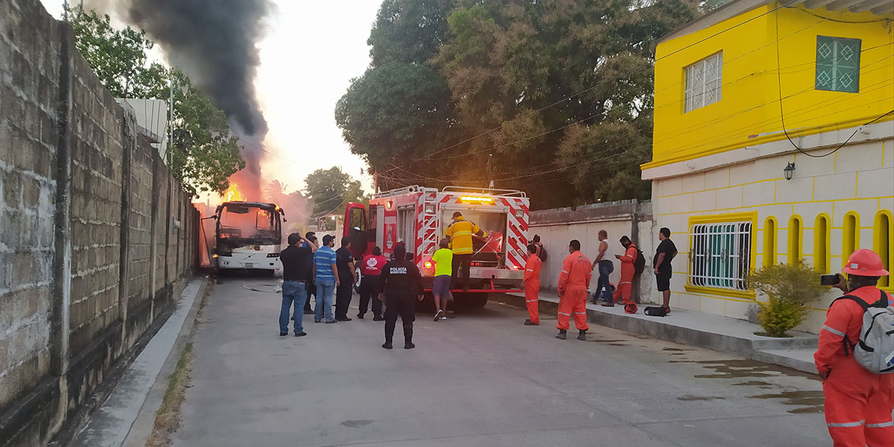 Se incendia autobús en Salina Cruz | El Imparcial de Oaxaca