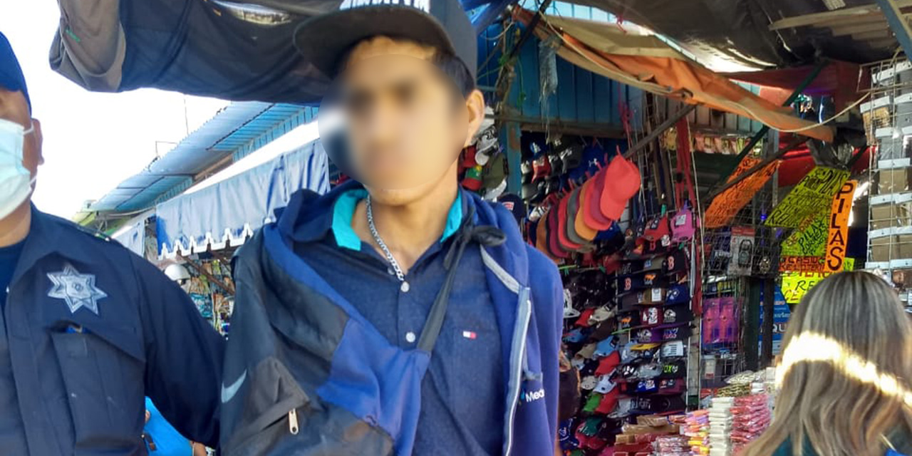 Roban celular a reportero en el Mercado de Abasto | El Imparcial de Oaxaca