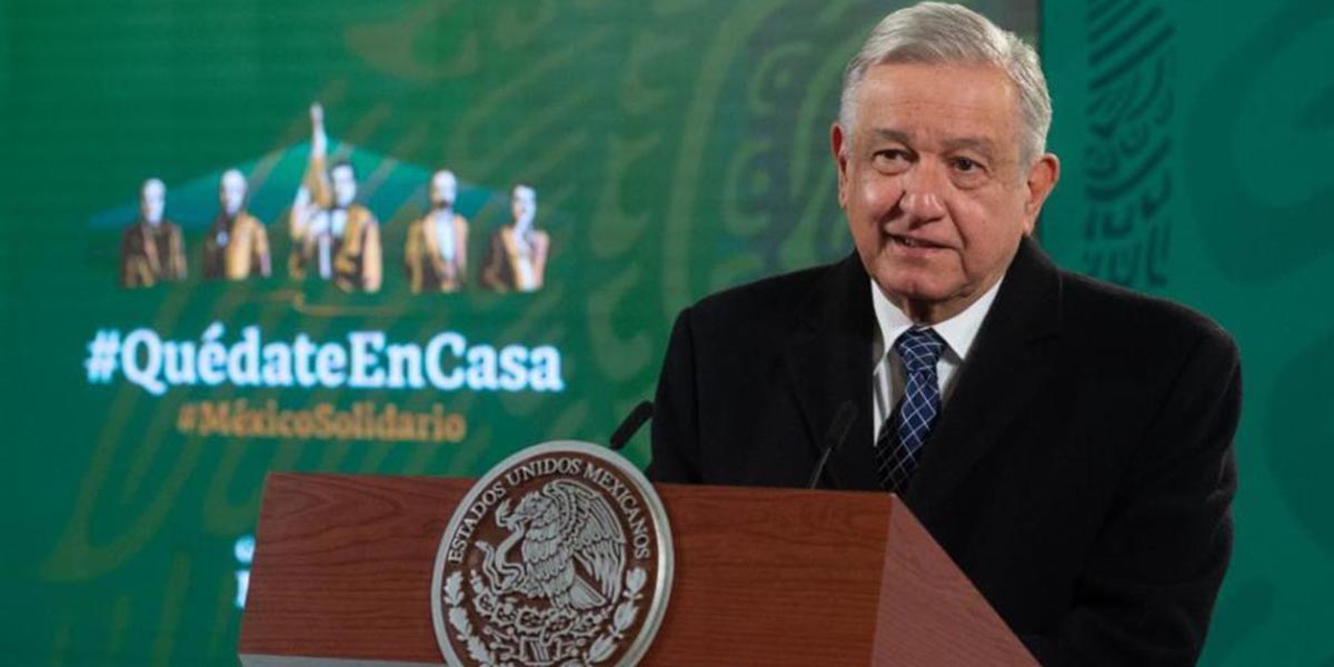 AMLO arremete contra Lorenzo Córdova, lo señala de avalar fraudes electorales