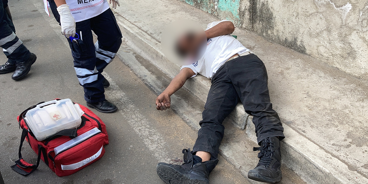 Detienen a presunta golpeadora en el templo de la Soledad