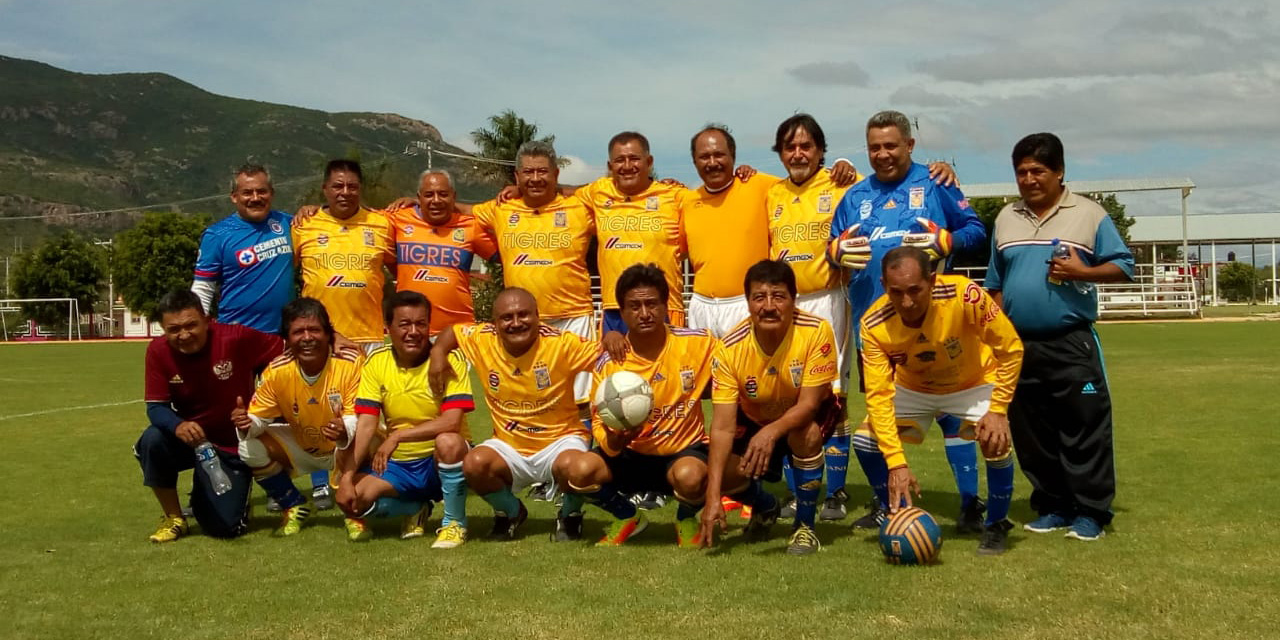Futbolistas de 60 y más | El Imparcial de Oaxaca