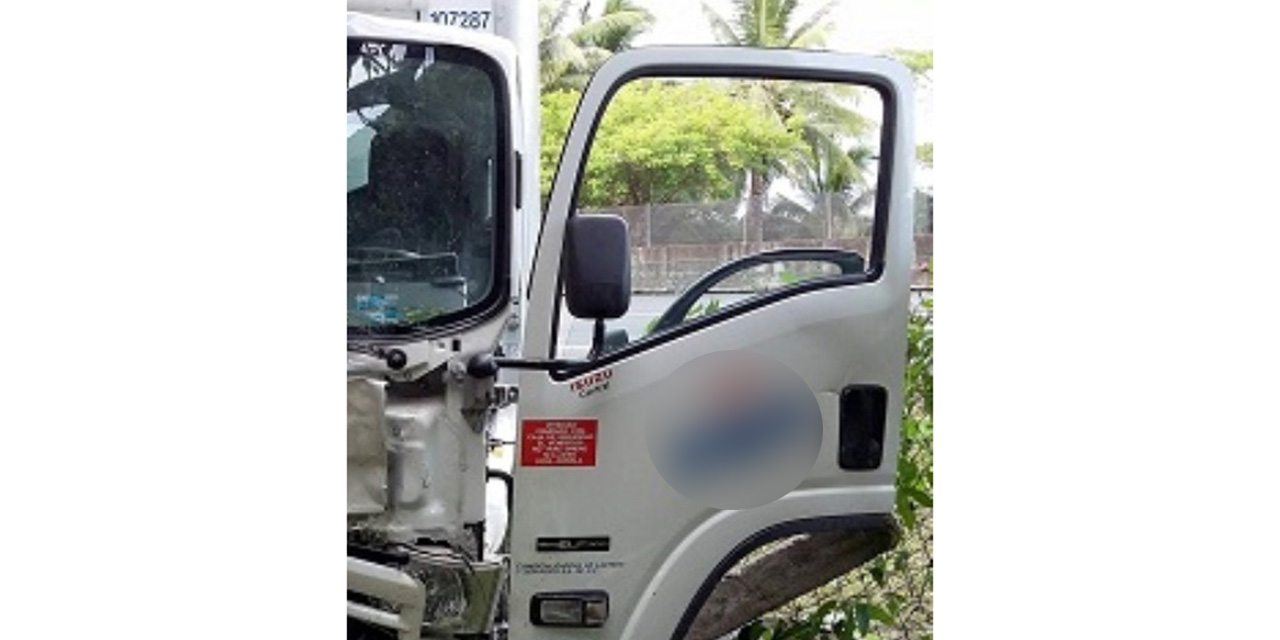 Vuelca camioneta en carretera a Mariscala | El Imparcial de Oaxaca