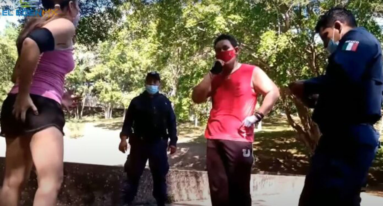 Video: Mujer captura a hombre que la manoseó y él suplica perdón | El Imparcial de Oaxaca