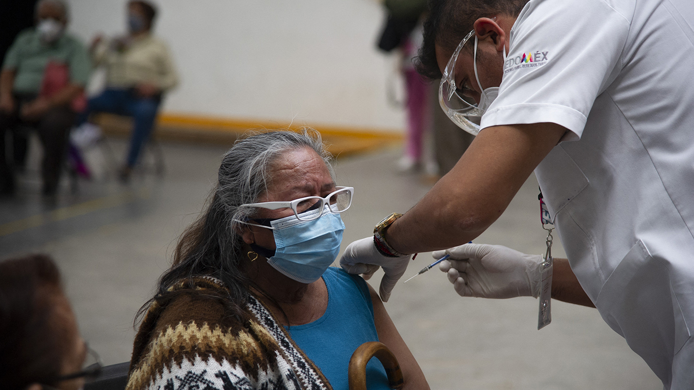 Uber hará viajes con descuento a centros de vacunación Covid | El Imparcial de Oaxaca