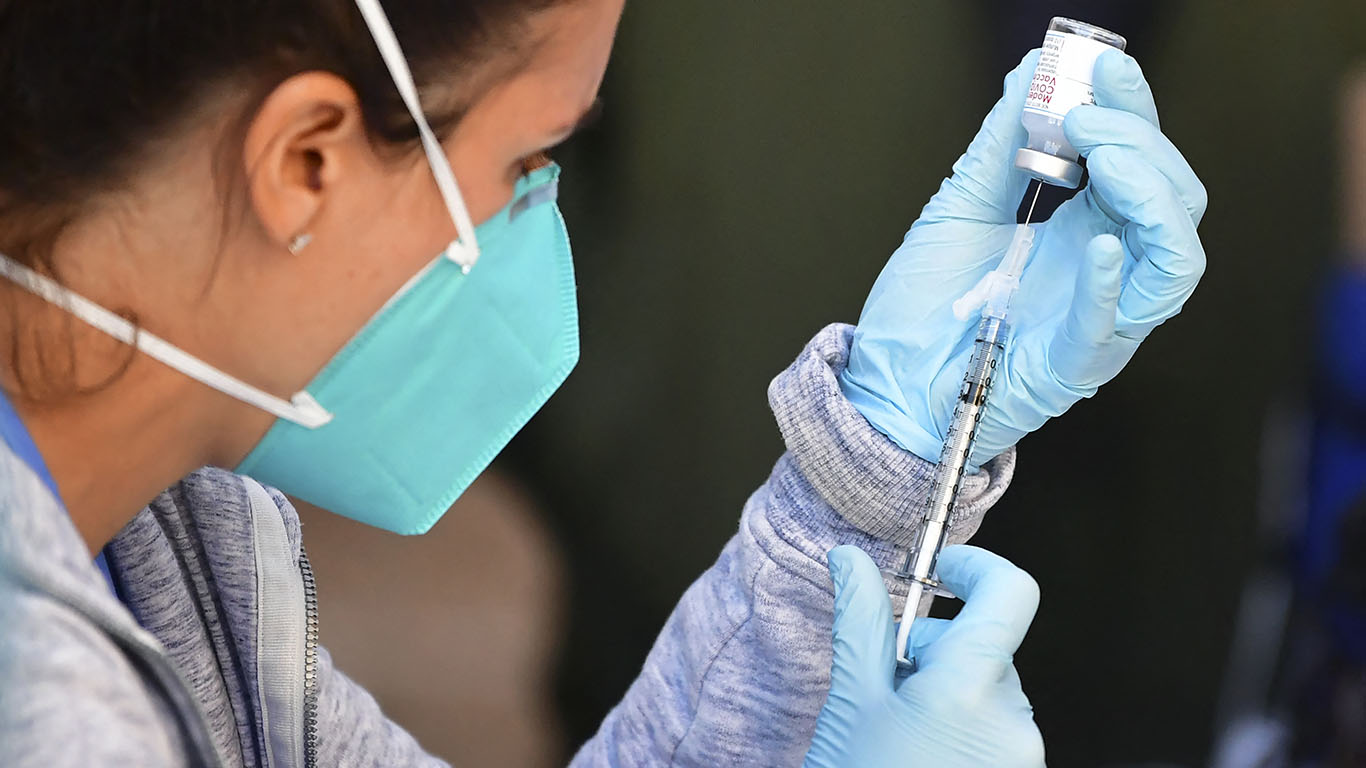 Vacuna desarrollada en Wuhan contra el Covid-19 tiene una eficacia del 72.5 % | El Imparcial de Oaxaca