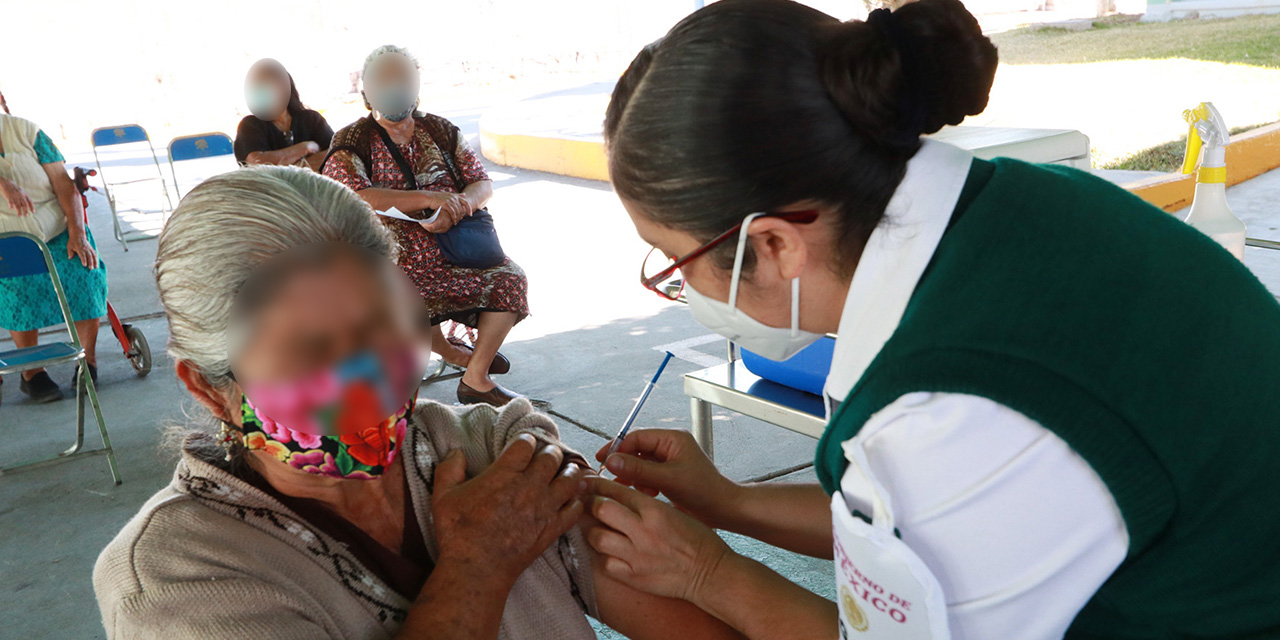 Han vacunado solo a 1.5% de la población en Oaxaca | El Imparcial de Oaxaca