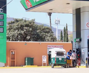 Desplome de   40% en ventas   de combustibles 