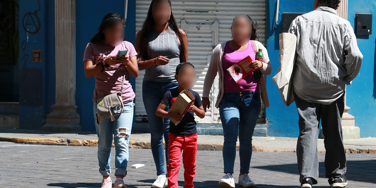 Desacatan medidas sanitarias en la capital oaxaqueña | El Imparcial de Oaxaca
