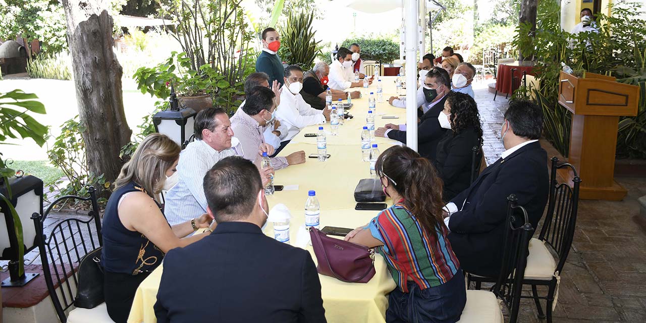 Se reúne delegado de Gobierno Zona Norte con sector empresarial | El Imparcial de Oaxaca