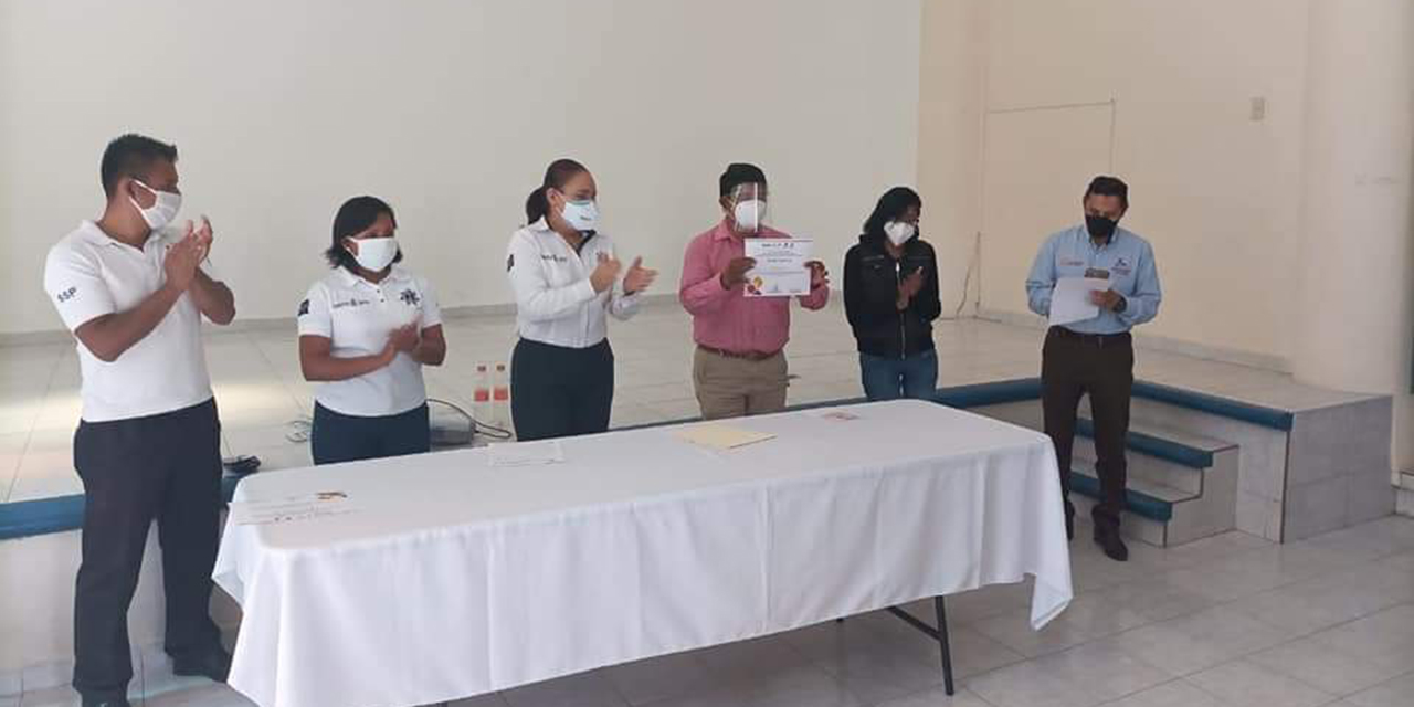 Integran a la población mixteca en la prevención de delitos | El Imparcial de Oaxaca